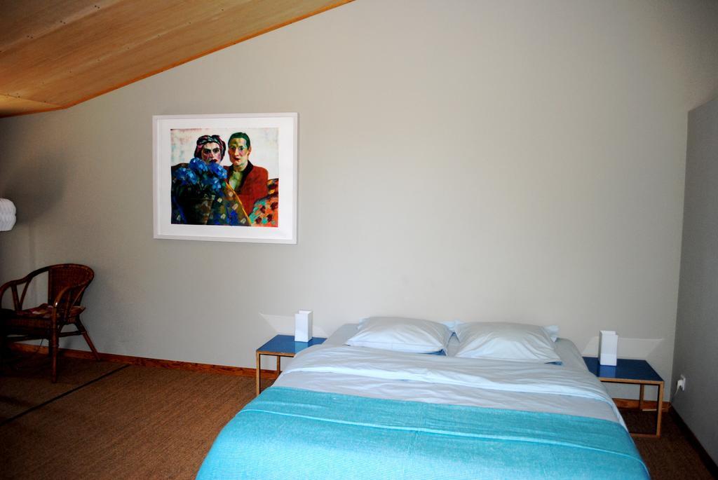 Les Foucauds Hotel Saint-Quentin-de-Caplong Room photo